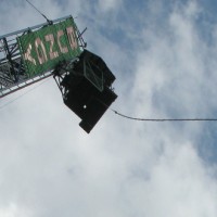 バンジージャンプのテスト中に落下死亡事故