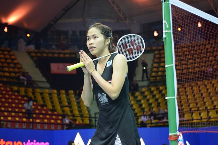 タイの伝統的挨拶ワイを見せるラチャノック・インタノン選手