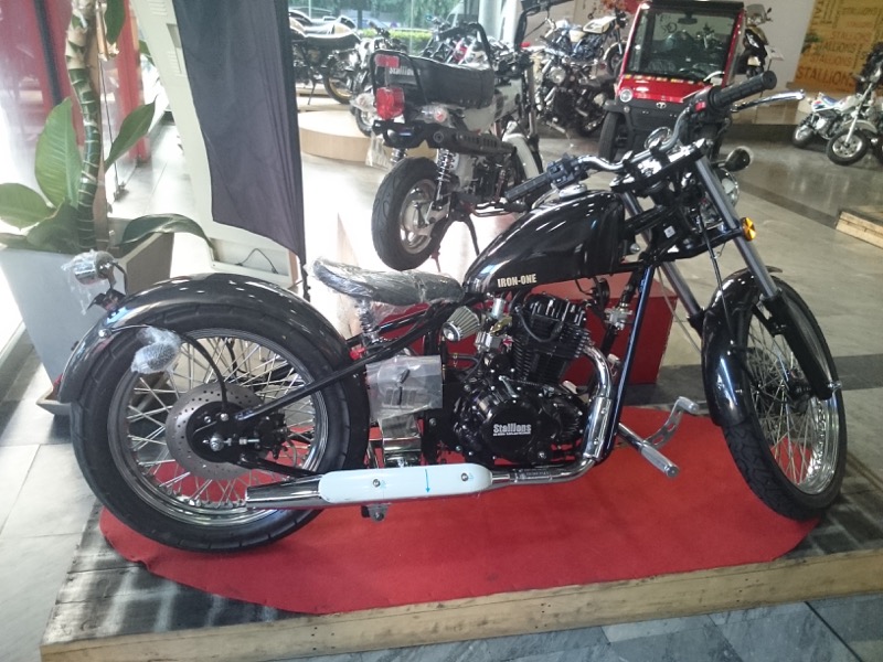 これでノーマル!? IRON ONE 250㏄ 88,000THB~